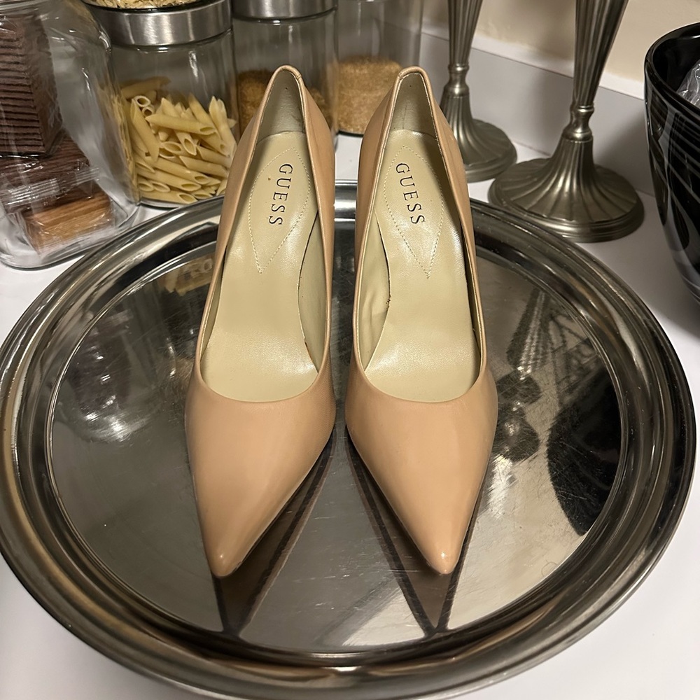 GUESS classic leather stilettos